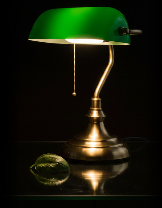 Banker's lamp